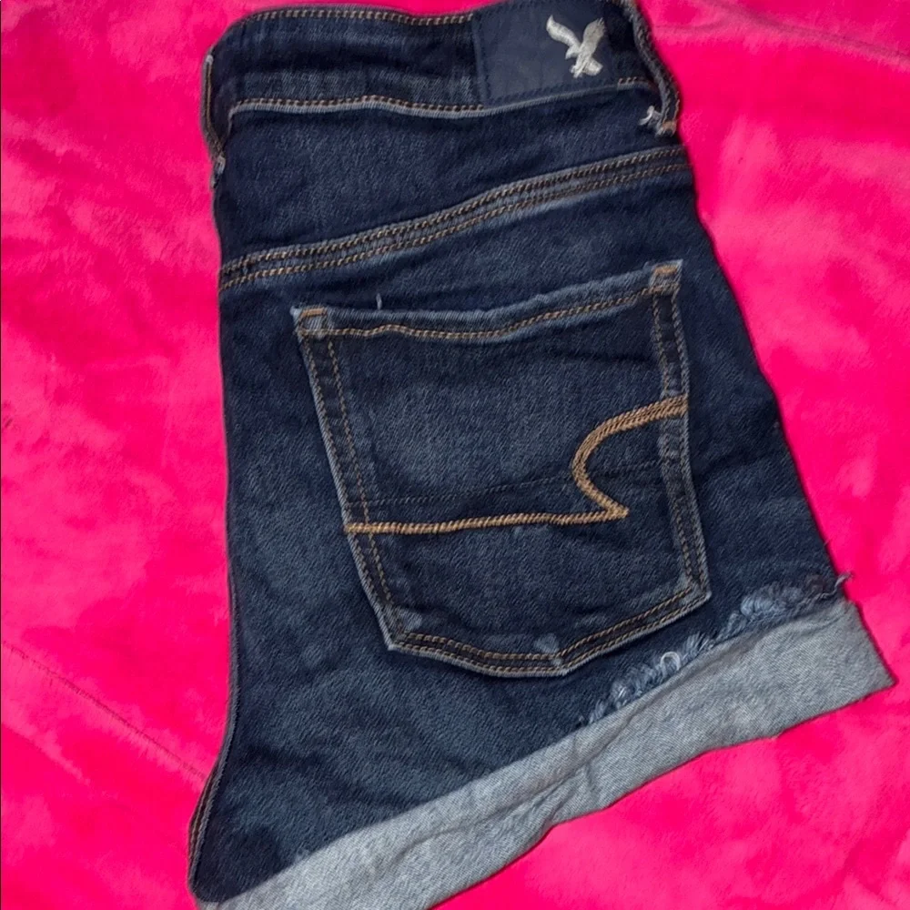 American Eagle Outfitters Blue Jean Shorts Classic Cut-Off Style - Picture 2 of 3
